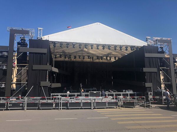 «Գուկաս Գյումրի, դուսը չես մնա». ինչպես է հայրաքաղաքը պատրաստվում տոնին. լուսանկարներ - Sputnik Արմենիա