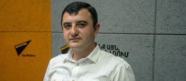 Մութ անկյուն - Արմեն ավետիսյան Մութ անկյուն - Արմեն ավետիսյան - Sputnik Արմենիա