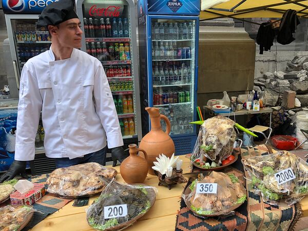 День независимости в Гюмри: что происходит в городе искусств и ремесел прямо сейчас День независимости в Гюмри: что происходит в городе искусств и ремесел прямо сейчас - Sputnik Армения