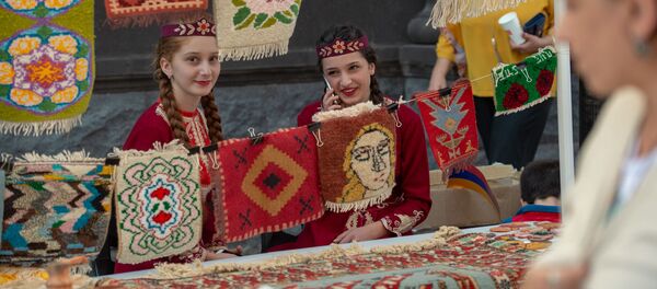 Праздничные гулянья в День Независимости Армении (21 сентября 2019). Гюмри - Sputnik Армения