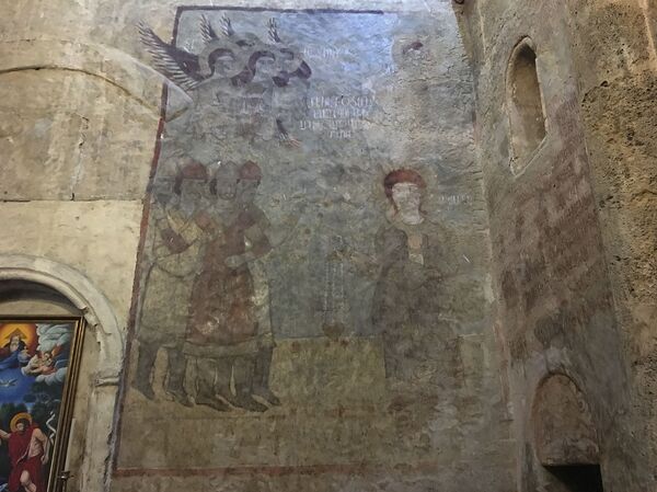 Վանքի անվտանգությունը հսկող քահանան. տեր Հովհաննեսը փորձում է փրկել Դադիվանքը փլուզումից - Sputnik Արմենիա