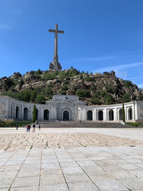 Диктатор Франко будет перезахоронен: Верховный суд Испании вынес окончательный вердикт - Sputnik Армения