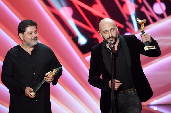 Մեծ էկրաններին է Կարեն Հովհաննիսյանի երրորդ ֆիլմը՝ Վլադիմիր Մաշկովի մասնակցությամբ Մեծ էկրաններին է Կարեն Հովհաննիսյանի երրորդ ֆիլմը՝ Վլադիմիր Մաշկովի մասնակցությամբ - Sputnik Արմենիա