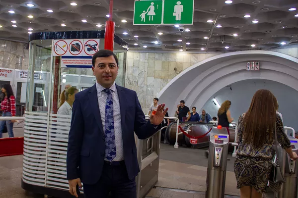 Ереван спасается от пробок: как расширить метро и разгрузить улицы столицы Ереван спасается от пробок: как расширить метро и разгрузить улицы столицы - Sputnik Армения