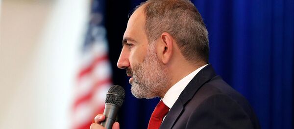 Премьер-министр Никол Пашинян с супругой Анной Акопян встретился с армянской общиной Нью-Йорка (24 сентября 2019). Нью-Йорк - Sputnik Արմենիա