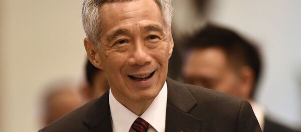 Премьер-министр Сингапура Ли Сянь Лун на заседании 34-го саммита Ассоциации государств Юго-Восточной Азии (22 июня 2019). Бангкок Премьер-министр Сингапура Ли Сянь Лун на заседании 34-го саммита Ассоциации государств Юго-Восточной Азии (22 июня 2019). Бангкок - Sputnik Արմենիա