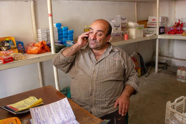 Տարեցների ու լռության գյուղը. ինչպես են Լիճքում աստիճանաբար մոռանում մանկան ծիծաղը - Sputnik Արմենիա