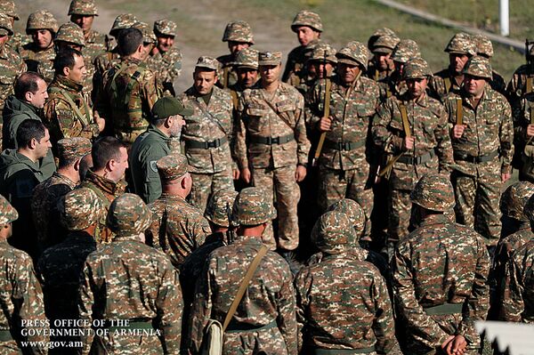 За 24 часа мы удвоили численность армянской армии – Пашинян об учениях резервистов - Sputnik Армения