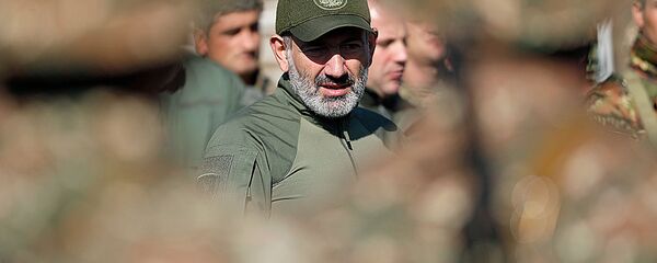 Премьер-министр Никол Пашинян посетил военные учения (28 сентября 2019). Армения - Sputnik Армения