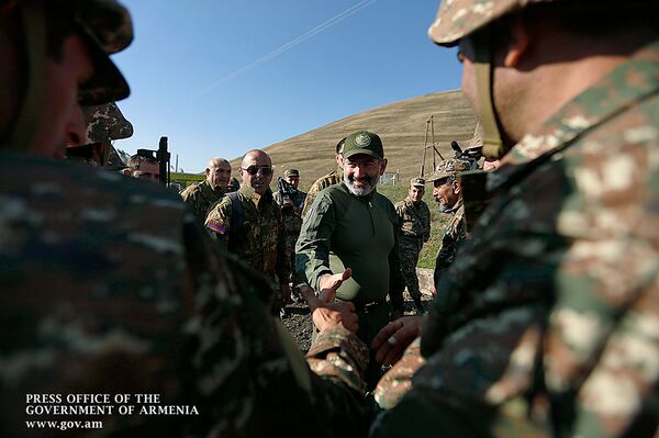 За 24 часа мы удвоили численность армянской армии – Пашинян об учениях резервистов - Sputnik Армения