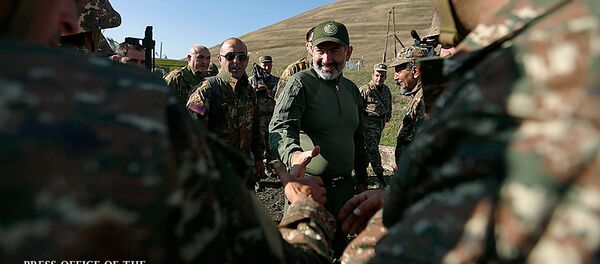 Премьер-министр Никол Пашинян посетил военные учения (28 сентября 2019). Армения - Sputnik Արմենիա