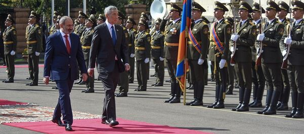 Премьер-министр Армении Никол Пашинян и премьер Сингапура Ли Сянлун - Sputnik Армения