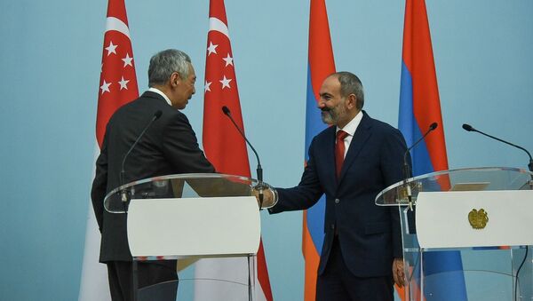 Премьер-министр Армении Никол Пашинян и премьер Сингапура Ли Сянлун - Sputnik Արմենիա