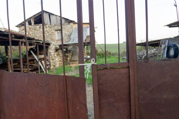 «Տաշի–տուշիին» կարոտելով. Տավրուս գյուղում մոռացել են մարդաշատ հարսանիքները «Տաշի–տուշիին» կարոտելով. Տավրուս գյուղում մոռացել են մարդաշատ հարսանիքները - Sputnik Արմենիա