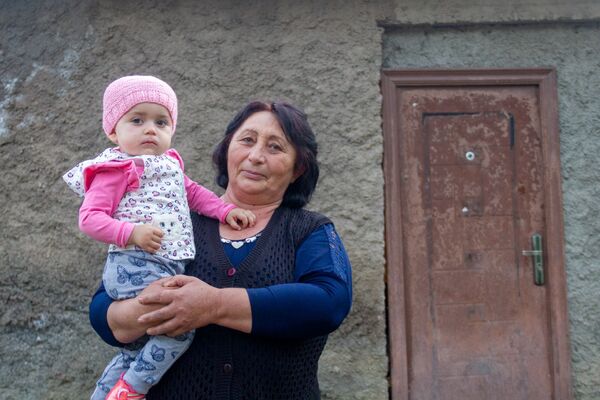 Скучая по таши-туши: как в армянской деревне Таврус разучились играть свадьбы - Sputnik Армения