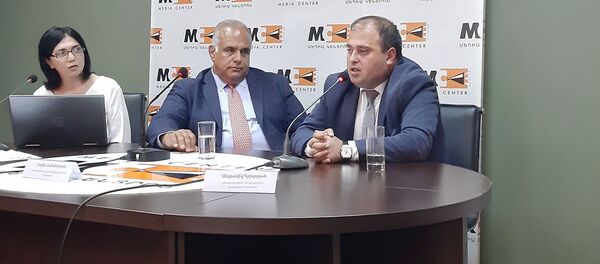 Пресс-конференция представителей партии Наследие Раффи Ованнисяна и Андраника Григоряна по теме В ожидании Новой Армении (30 сентября 2019). Еревaн - Sputnik Արմենիա