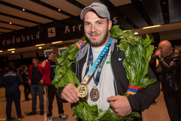 Премии и почет: в Гюмри наградили лучших спортсменов Премии и почет: в Гюмри наградили лучших спортсменов - Sputnik Армения