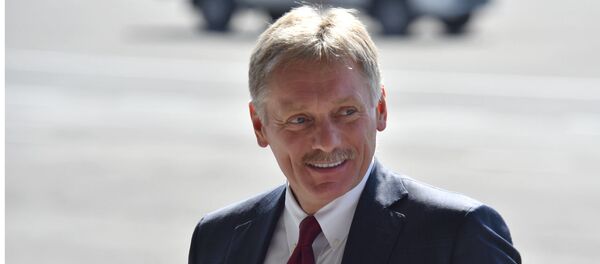 Дмитрий Песков пресс-секретарь президента Российской Федерации Владимира Путина  (1 октября 2019) Ереван - Sputnik Արմենիա