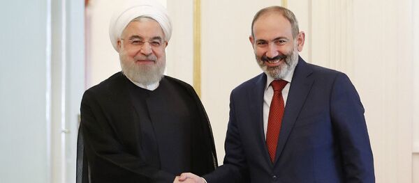 Премьер-министр Никол Пашинян встретился с Президентом Исламской Республики Иран Хасаном Роухани (1 октября 2019) Еревaн Премьер-министр Никол Пашинян встретился с Президентом Исламской Республики Иран Хасаном Роухани (1 октября 2019) Еревaн - Sputnik Արմենիա