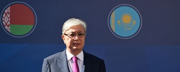 Президент Казахстана Касым-Жомарт Токаев перед началом заседания Высшего Евразийского Экономического Совета (1 октября 2019). Еревaн - Sputnik Армения