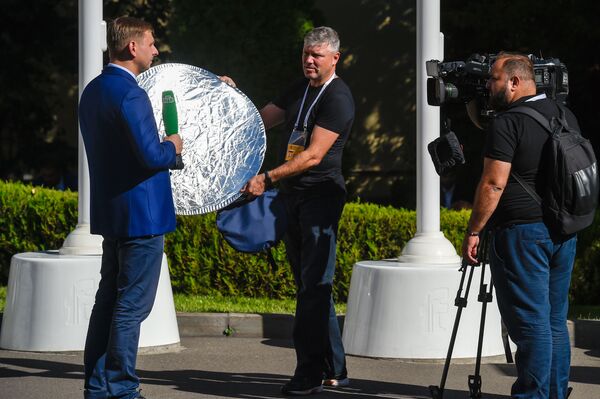 Դժոխային վազվզոց. 260 լրագրող լուսաբանում էին ԵԱՏՄ բարձրագույն խորհրդի նիստը. տեսանյութ - Sputnik Արմենիա