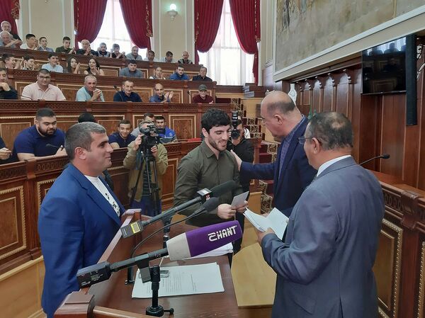 Премии и почет: в Гюмри наградили лучших спортсменов Премии и почет: в Гюмри наградили лучших спортсменов - Sputnik Армения