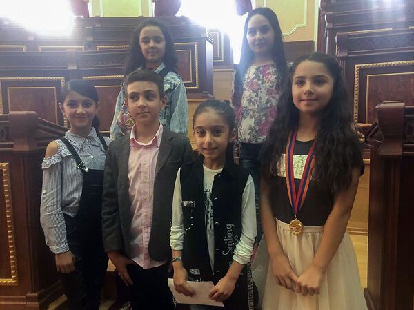 Премии и почет: в Гюмри наградили лучших спортсменов Премии и почет: в Гюмри наградили лучших спортсменов - Sputnik Армения