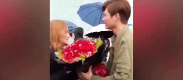 Девушка отказалась принять Ламборгини и вернула ухажеру цветы - Sputnik Արմենիա