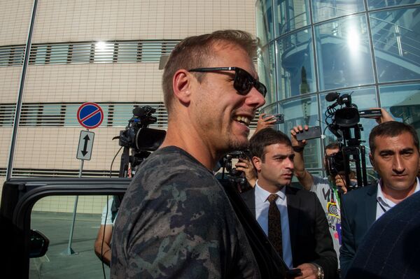 Крутые гости WCIT-2019 в Армении: знаменитый диджей Армин ван Бюрен впечатлен приемом Крутые гости WCIT-2019 в Армении: знаменитый диджей Армин ван Бюрен впечатлен приемом - Sputnik Армения