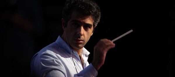 Концерт оркестра WCIT под управлением Сергея Смбатяна (6 октября 2019). Ереван Концерт оркестра WCIT под управлением Сергея Смбатяна (6 октября 2019). Ереван - Sputnik Армения