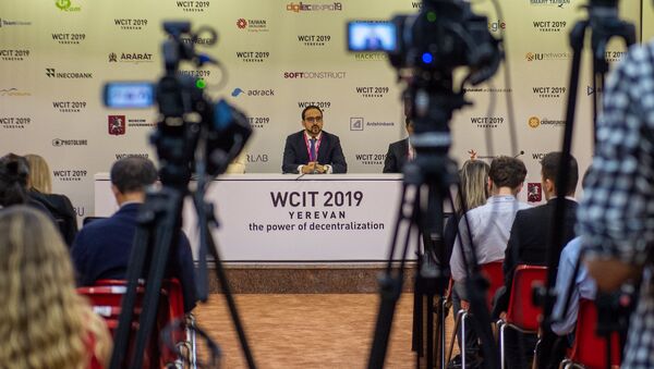 Вице-премьер Тигран Авинян на пресс-конференции во время открытия WCIT 2019 (7 октября 2019). Ереван - Sputnik Արմենիա