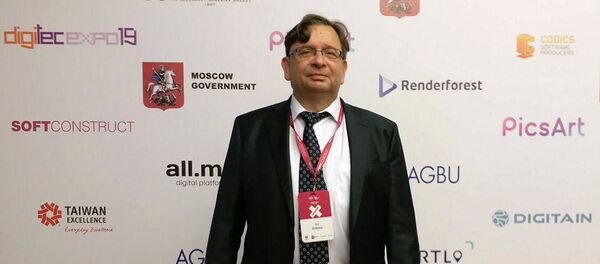 Tехнический директор американской полупроводниковой компании Xilinx Иво Болсенс на форуме WCIT 2019 (7 октября 2019). Еревaн - Sputnik Արմենիա