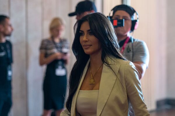 Запомним на всю жизнь: Кардашьян рассказала о планах создать духи с армянским ароматом - Sputnik Армения