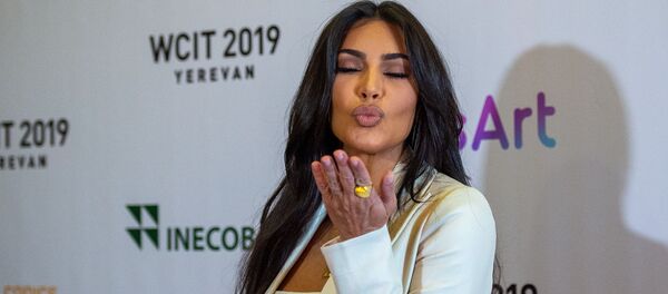 Ким Кардашьян посетила форум WCIT 2019 (8 октября 2019). Ереван - Sputnik Армения