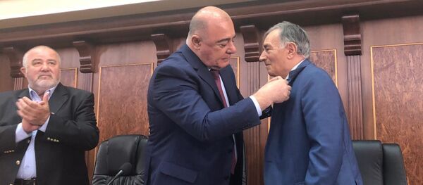 Присвоение звания почетного гражданина Гюмри (8 октября 2019) Гюмри - Sputnik Արմենիա