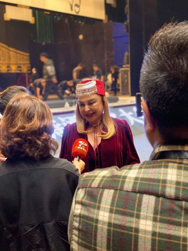 «Իմ գիրքն իմ արյան հիշողությունն է». Սոնա Վանն արժանացել է միջազգային բարձրագույն մրցանակի - Sputnik Արմենիա