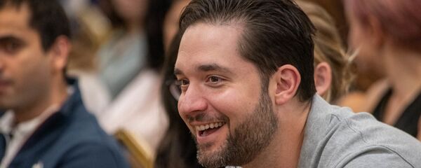 “Без разрешения” – презентация книги Алексиса Оганяна (8 октября 2019). Еревaн - Sputnik Армения