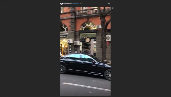 Бастурма-суджух и дорогая косметика: визажист Ким Кардашьян прогулялся по Еревану - Sputnik Армения