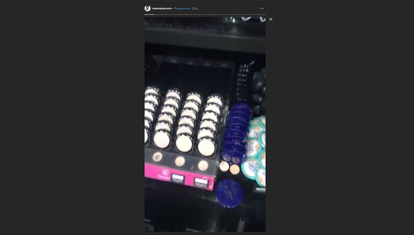 Бастурма-суджух и дорогая косметика: визажист Ким Кардашьян прогулялся по Еревану - Sputnik Армения