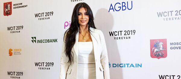 Армения вдохновила Ким Кардашьян на новые бизнес-проекты Армения вдохновила Ким Кардашьян на новые бизнес-проекты - Sputnik Արմենիա