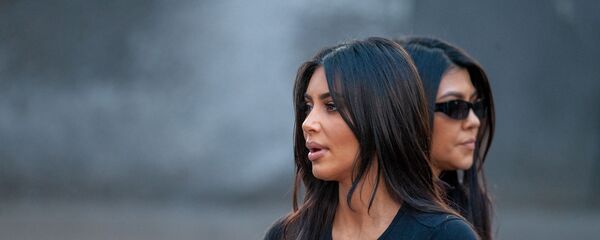 Ким Кардашьян посетила мемориальный комплекс Цицернакаберд (8 октября 2019). Ереван Ким Кардашьян посетила мемориальный комплекс Цицернакаберд (8 октября 2019). Ереван - Sputnik Армения