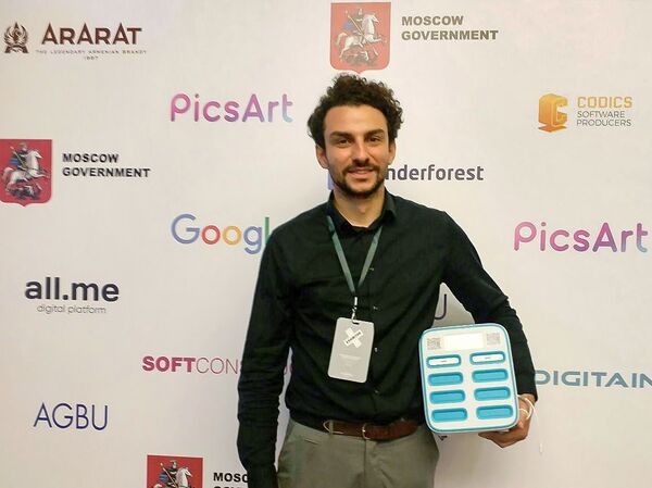 Как Давид Оганян заряжает Москву и что хочет сделать в Ереване Как Давид Оганян заряжает Москву и что хочет сделать в Ереване - Sputnik Армения