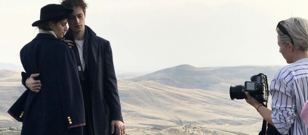 LaGalleria Boutiques провели съемку для своей новой рекламной кампании в деревне Вохчаберд, в пригороде Еревана LaGalleria Boutiques провели съемку для своей новой рекламной кампании в деревне Вохчаберд, в пригороде Еревана - Sputnik Армения