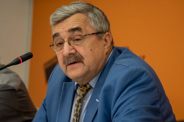 Открытие Абхазской железной дороги назревает - Жарихин - Sputnik Армения