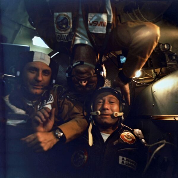 Нештатная ситуация и коньяк - как Леонов вогнал в краску американских космонавтов - Sputnik Армения