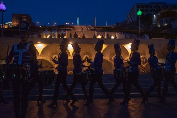 Թմբկահարների շոու Երևանում. «Yerevan Drums»-ը նշում է 10-ամյակը. տեսանյութ - Sputnik Արմենիա