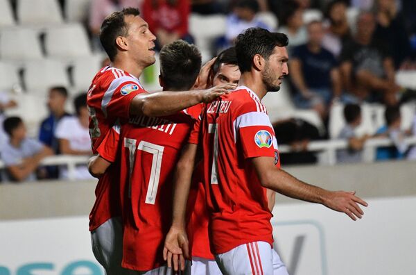 Сборная России разгромила команду Кипра и гарантировала себе выход на ЕВРО-2020 Сборная России разгромила команду Кипра и гарантировала себе выход на ЕВРО-2020 - Sputnik Армения