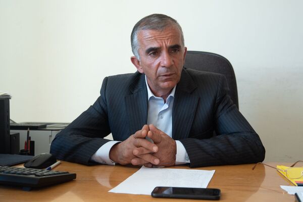 Ջուրը լցնե՞լ, թե՞ ջրի գնով վաճառել խաղողը. աղավնաձորցիներն աջակցության կարիք ունեն Ջուրը լցնե՞լ, թե՞ ջրի գնով վաճառել խաղողը. աղավնաձորցիներն աջակցության կարիք ունեն - Sputnik Արմենիա