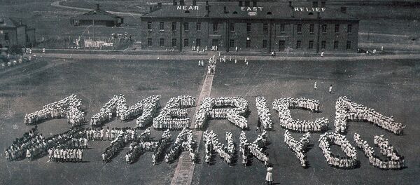 Армянские сироты ближневосточного благотворительного приюта в Александрополе (ныне Гюмри, Армения) Армянские сироты ближневосточного благотворительного приюта в Александрополе (ныне Гюмри, Армения) - Sputnik Արմենիա