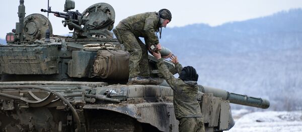 Подготовка к соревнованиям по танковому биатлону экипажей мотострелковой бригады Южного военного округа Подготовка к соревнованиям по танковому биатлону экипажей мотострелковой бригады Южного военного округа - Sputnik Армения
